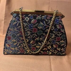 Vintage Edwards Bags LTD